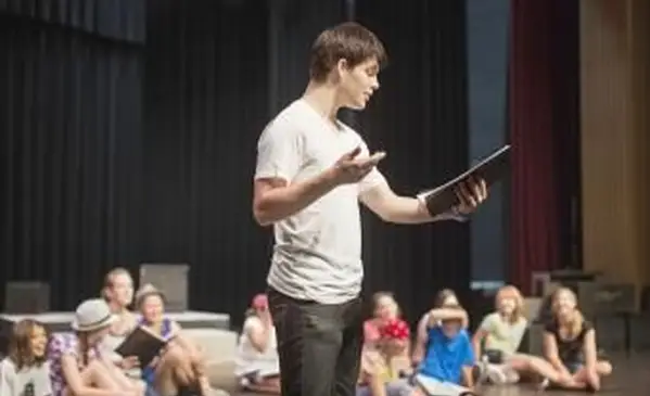 무료 중학교 독백을 찾을 수있는 곳