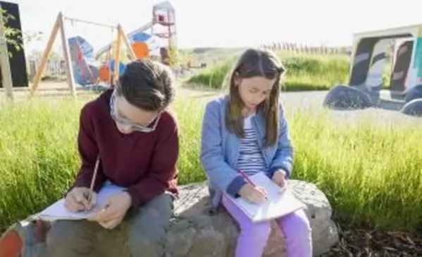 La scuola media dovrebbe avere una pausa?