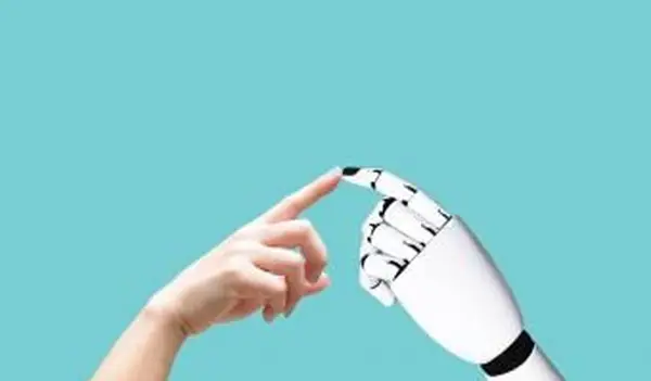 クロップドハンドタッチロボット