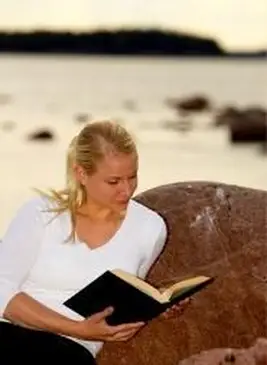 十代の若者たちがオンラインで読むことができる場所