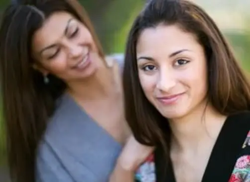 Jak pomóc dziewczynce z gimnazjum radzić sobie z zastraszaniem