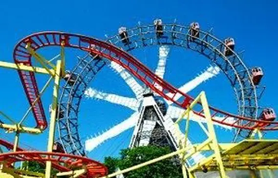 Giostre nel parco a tema