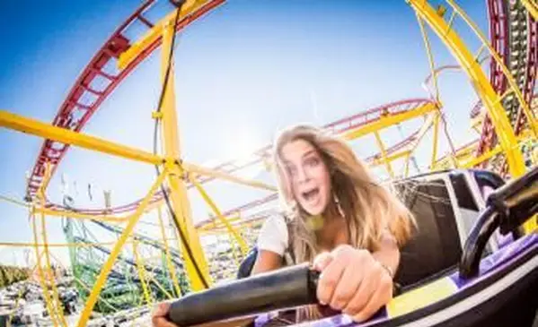 Où puis-je construire des montagnes russes en ligne