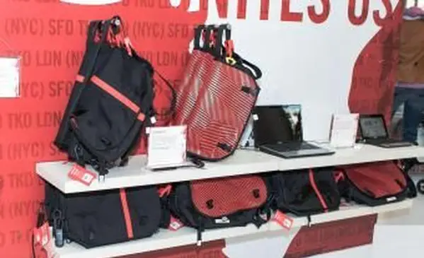 Timbuk2メッセンジャーバッグ