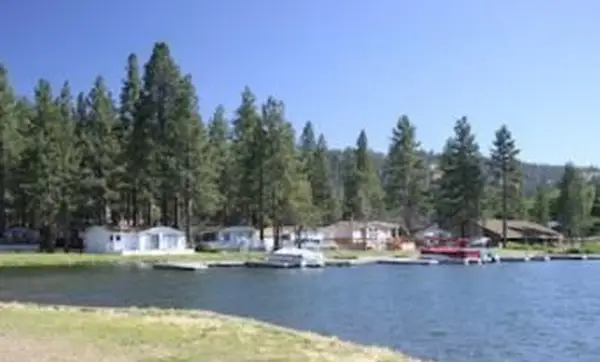 ビッグベアでのRVキャンプ：あなたがそこにいるときに何を期待するか