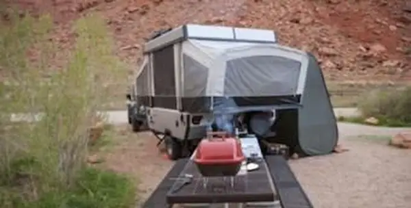 Reparação de campismo pop-up