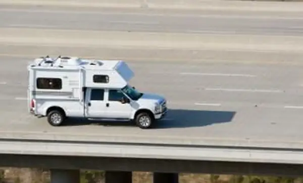 トラックキャンピングカープラン