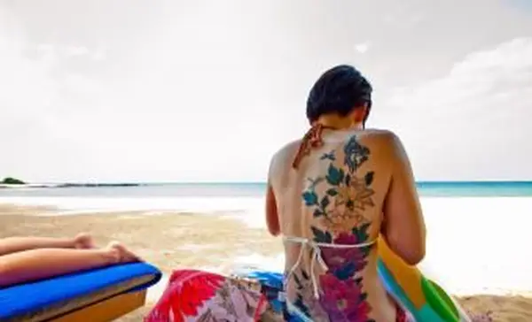 großes florales Rückenteil