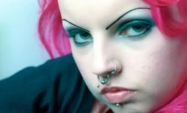 더블 코 피어싱