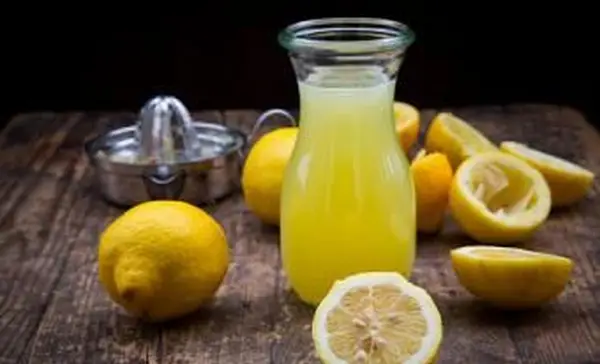 Succo di limone