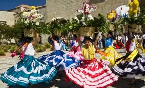 Dança Folclórica Mexicana