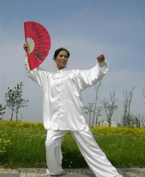 Danza de abanicos chinos