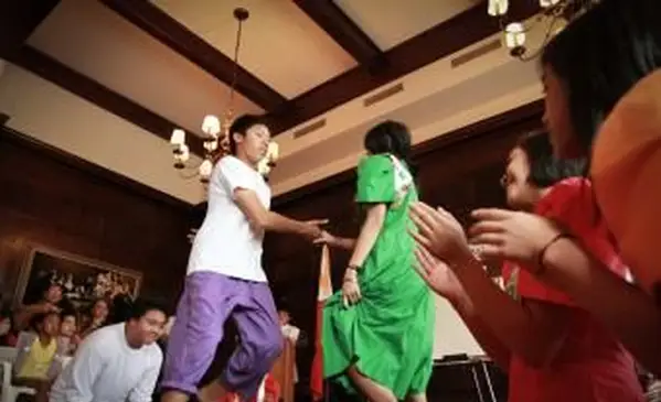 רשימת ריקודי העם הפיליפינים