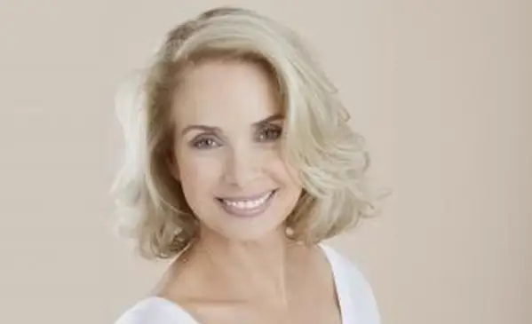 Suggestions de maquillage pour les femmes de plus de 50 ans