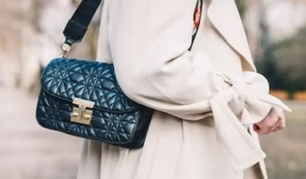 あなたが好きになるクラシック＆モダンスタイルのキルティングハンドバッグ