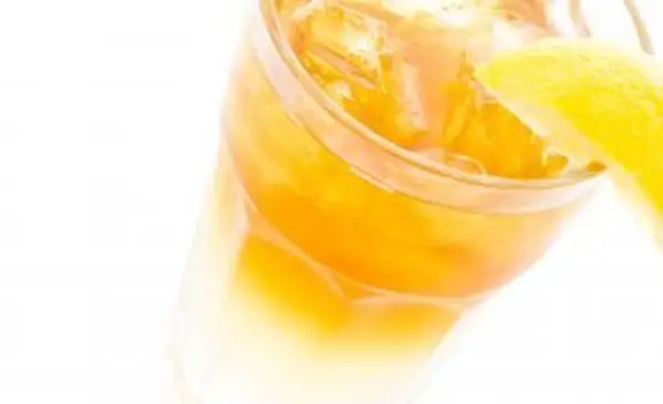 Alkoholischer Arnold Palmer-Cocktail