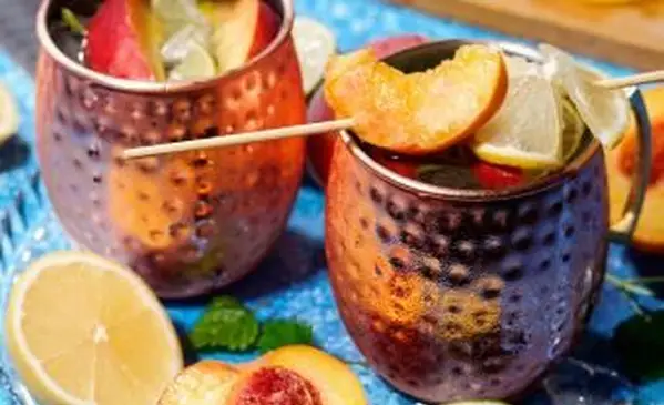 복숭아 모스크바 뮬