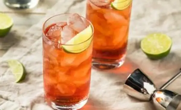 島の脱出にあなたを連れて行くシーブリーズカクテルレシピ