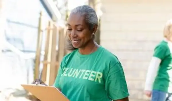 Rédaction de lettres de recommandation pour les bénévoles