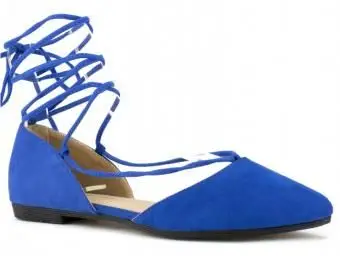 zapatos planos azules con cordones