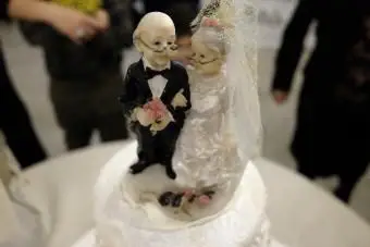 高齢者のケーキトッパー