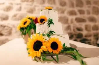 Słonecznikowe Torty Weselne