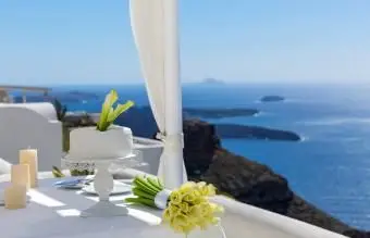 Torta nuziale e calle