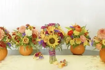 Esposizione di fiori nuziali autunnali