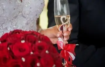 Mašľa na pohári šampanského