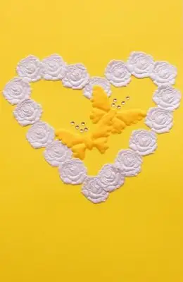 Zaproszenie na ślub z żółtym motywem motyla