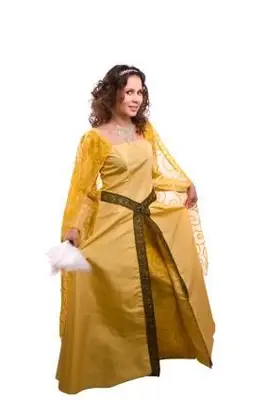 robe de style médiéval en or
