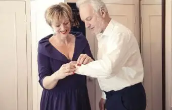 여자 단추 수석 남자