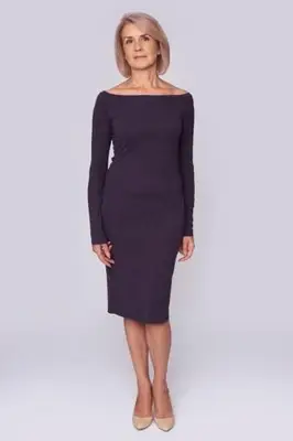 Robe mi-longue à épaules dénudées