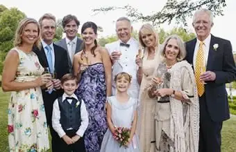 Tenues d'invité de mariage