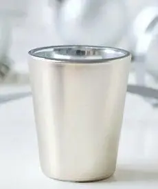 ショットグラスの結婚式の好意