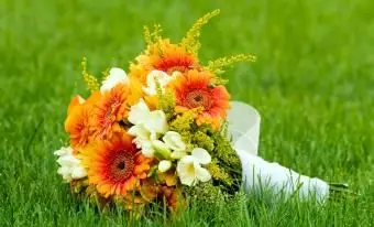 buquês de margaridas informais