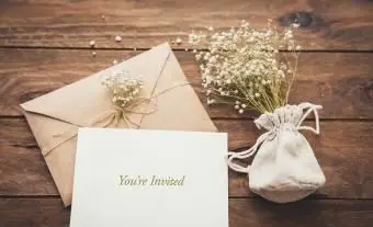 Formulazione dell'invito per un matrimonio informale