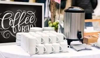 klasická kaviareň so znamením