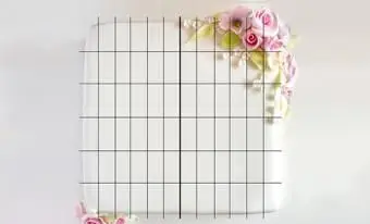 štvorcový vzor krájania torty