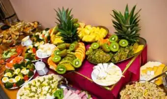 מזנון טרופי