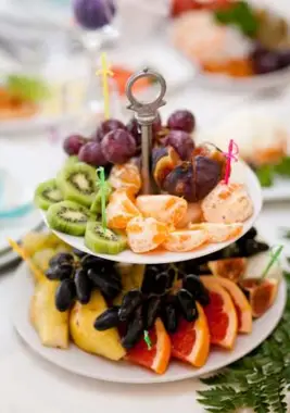 מגש פירות בחתונה