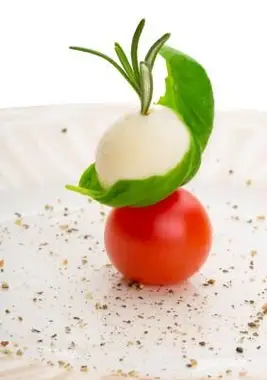 토마토 모짜렐라 볼