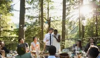 安い結婚披露宴のアイデア