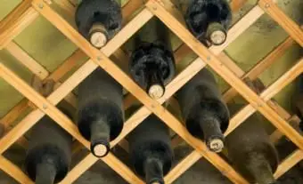 10 darmowych planów stojaków na wino