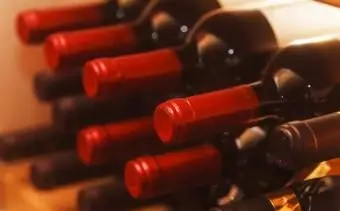 Jak przechowywać czerwone wino w optymalnym zakresie temperatur
