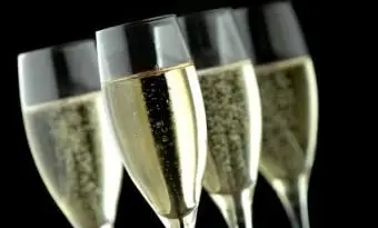 8つの古典的なフランスのシャンパンブランド