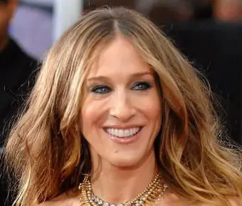 Ugryziona linia odzieży