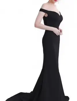 https://cf.ltkcdn.net/womens-fashion/images/slide/219461-567x850-formalblackgown.webp