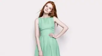 https://cf.ltkcdn.net/womens-fashion/images/slide/258434-850x595-8_Seafoam_green_dress.webp