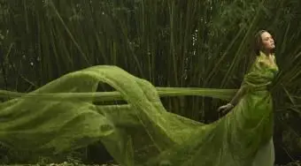 20 obrázkov zelených šiat v lichotivých odtieňoch